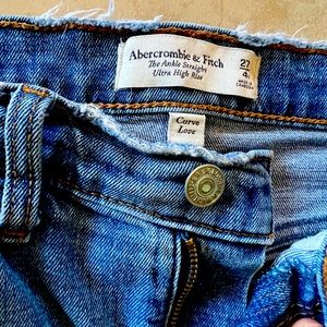 Abercrombie and Fitch Curvy